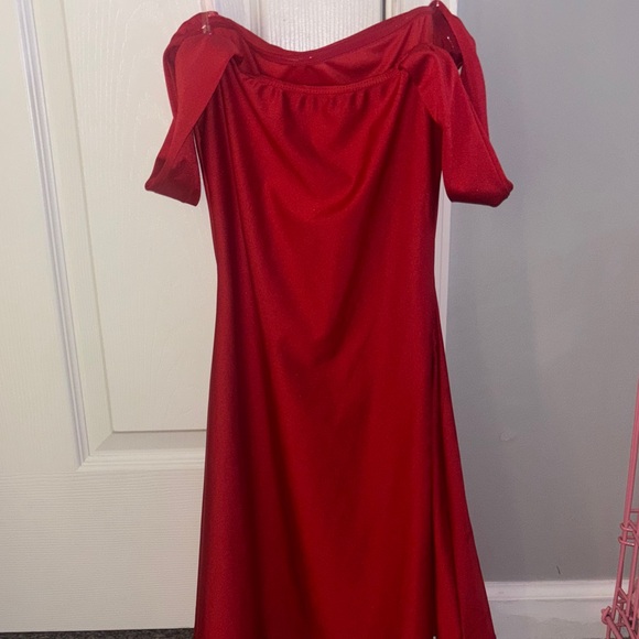 Windsor One Shoulder Red Dress - Picture 3 of 4